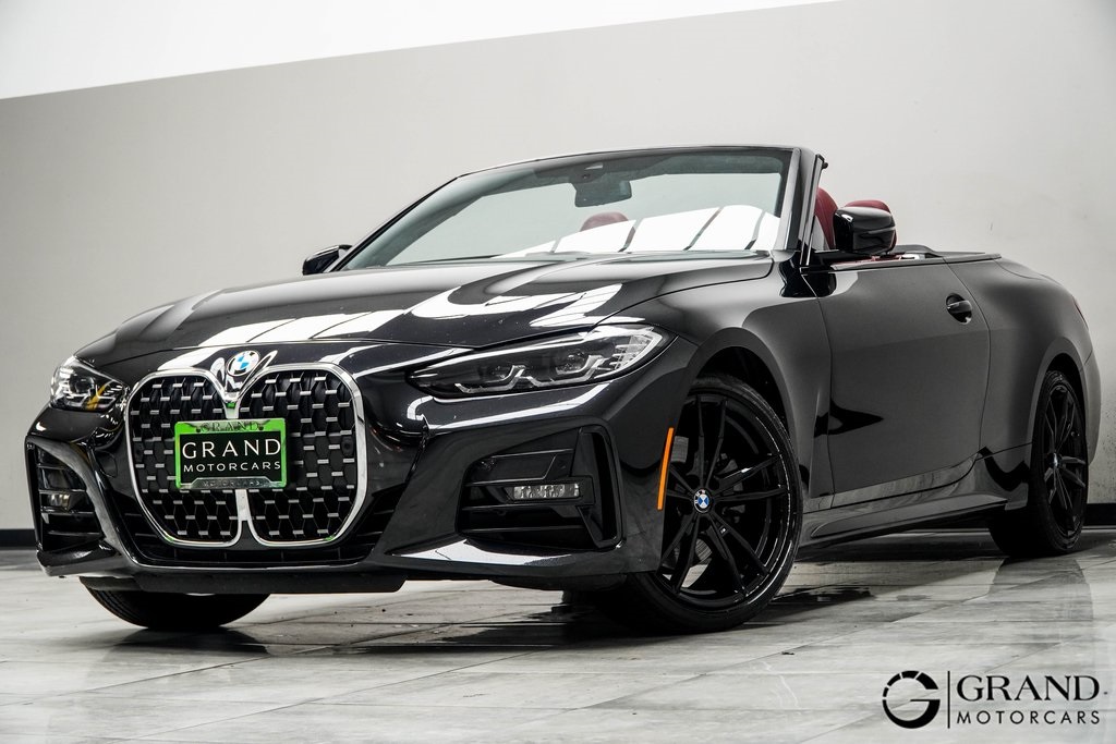 Vehicle image 2 of 43