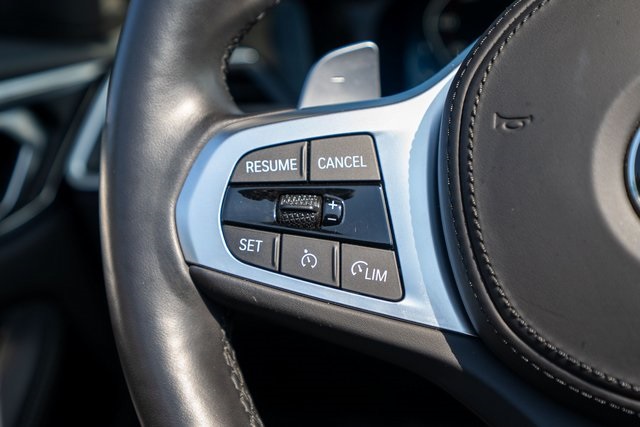 Vehicle image 32 of 33
