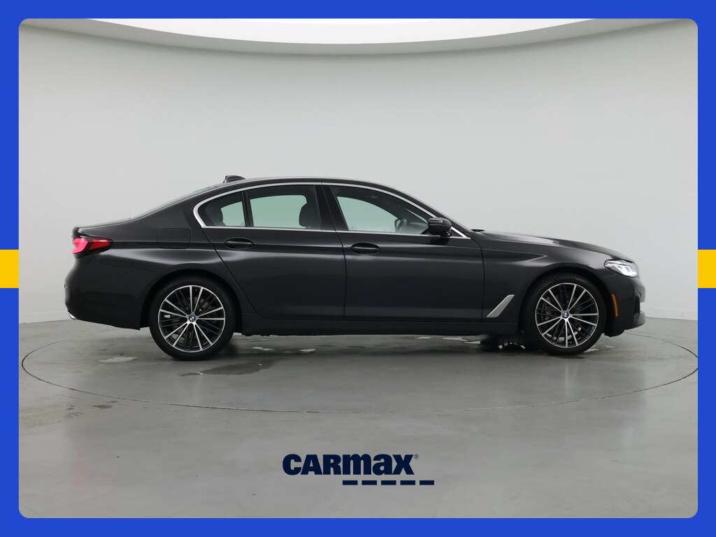 2023 BMW 5 Series 540i xDrive Image 3 of 21