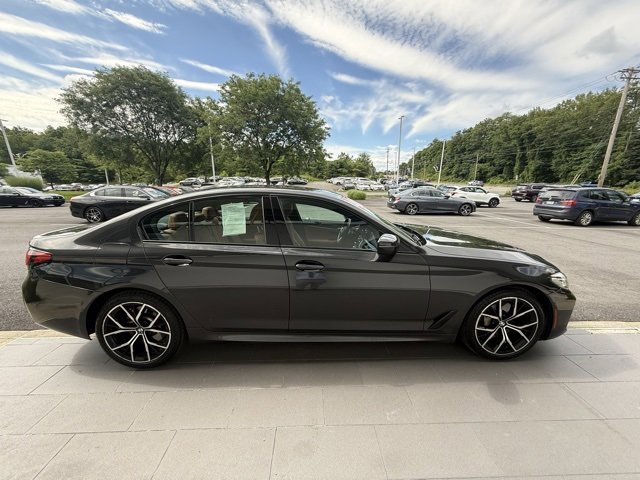 Vehicle image 4 of 15