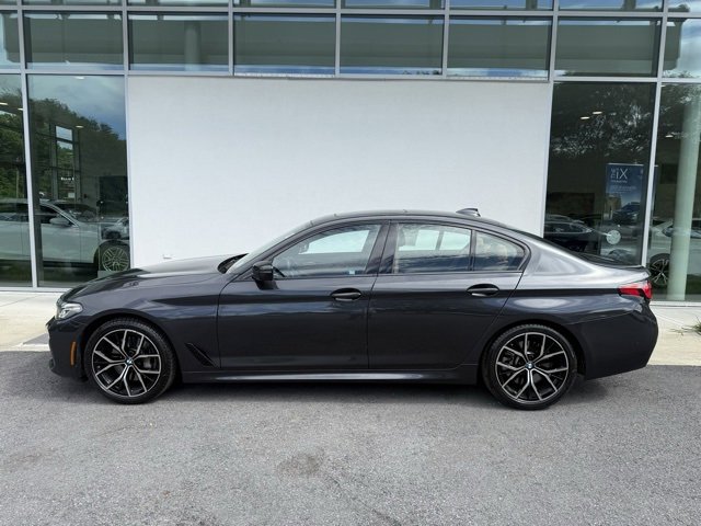 Vehicle image 8 of 15