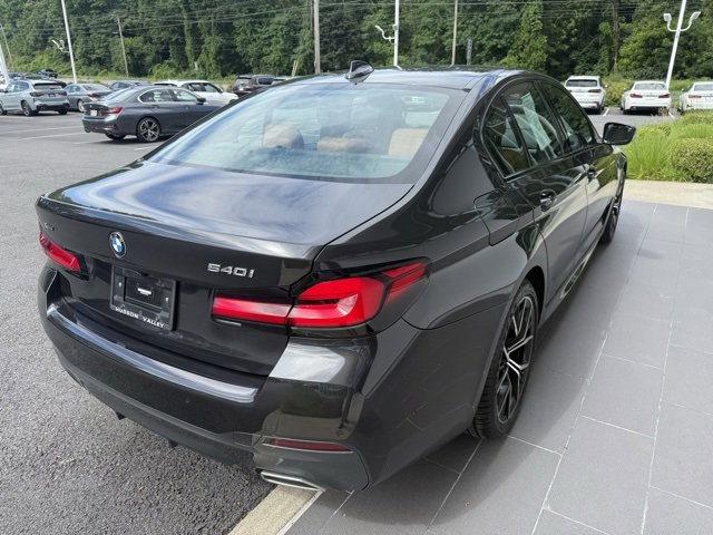 Vehicle image 5 of 15