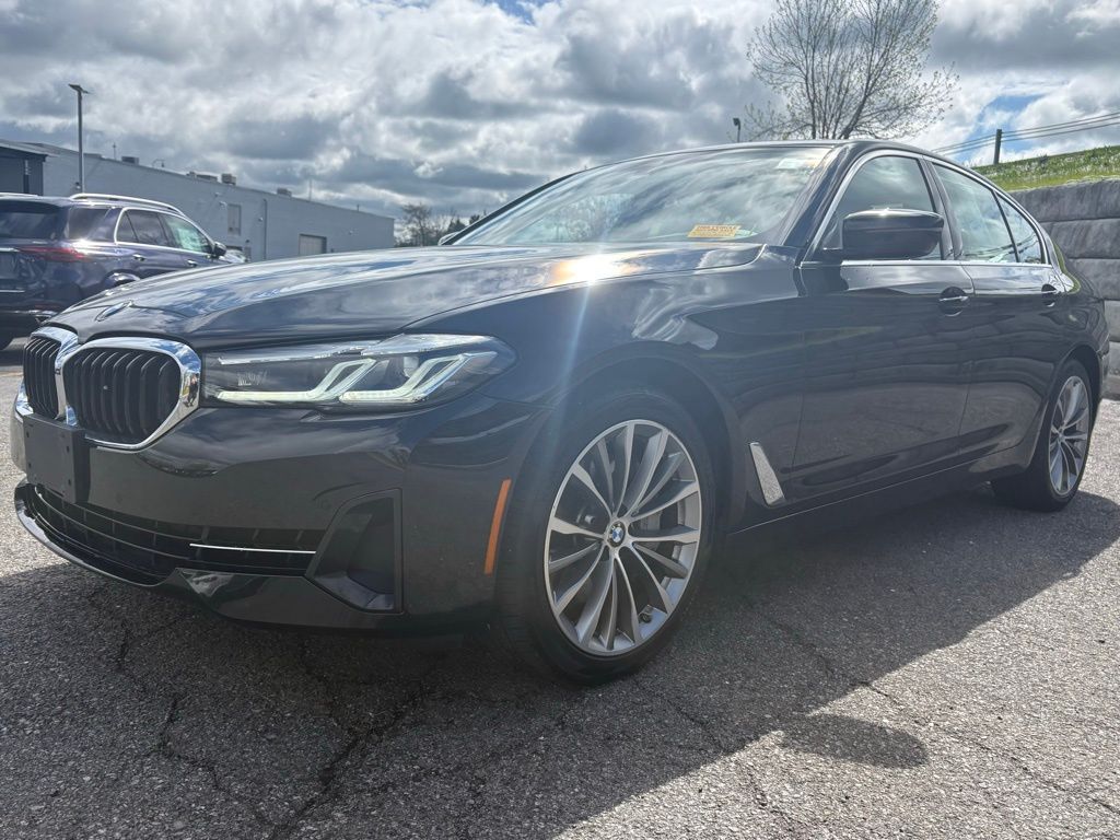 2023 BMW 5 Series 540i xDrive Image 1 of 23