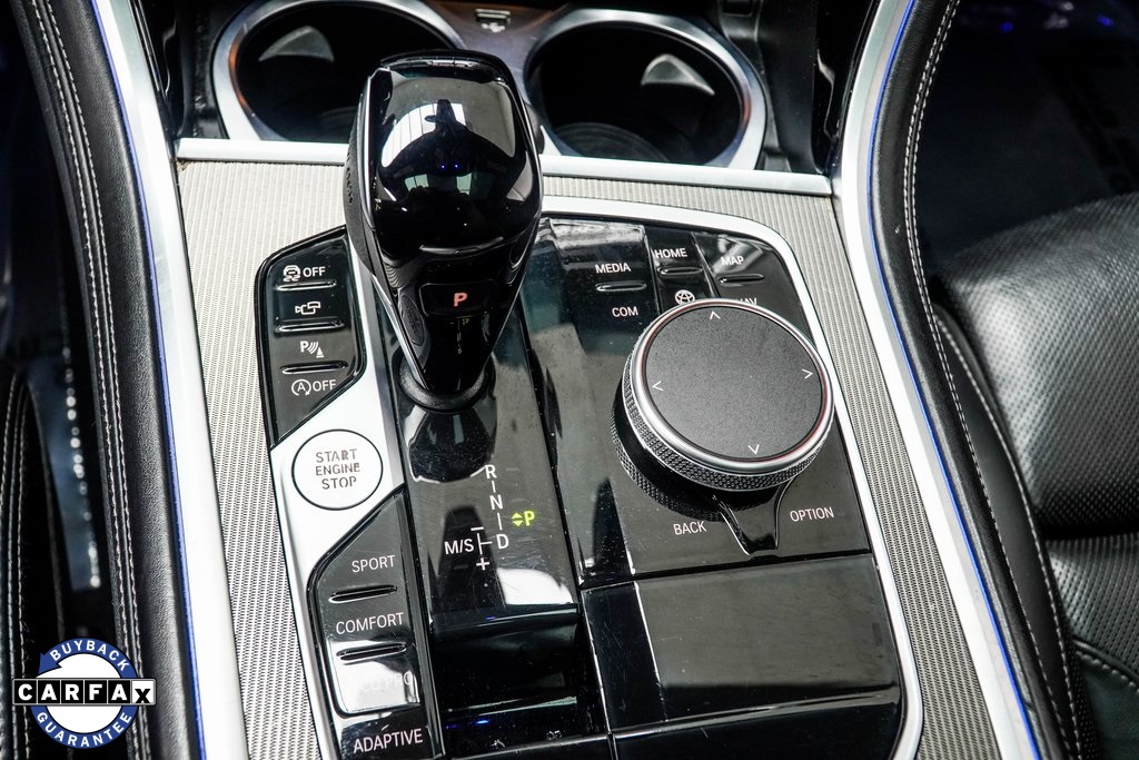 Vehicle image 31 of 45