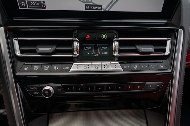 Vehicle image 23 of 37