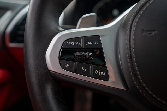 Vehicle image 31 of 37