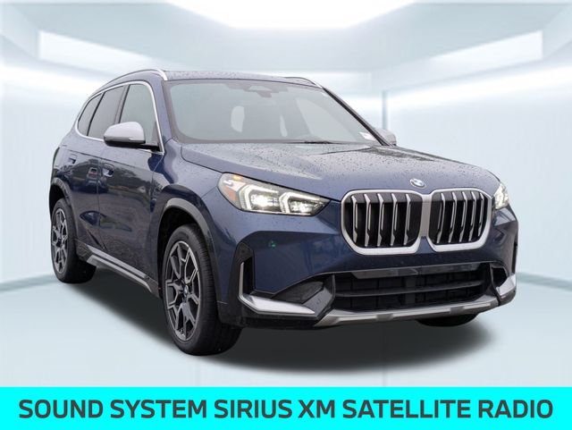 Vehicle image 3 of 36