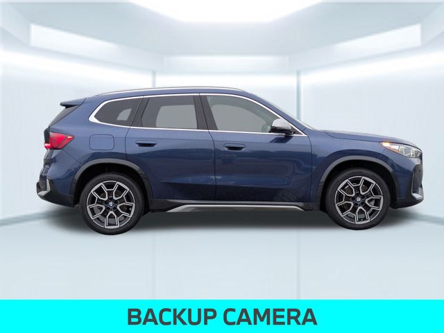 Vehicle image 4 of 36