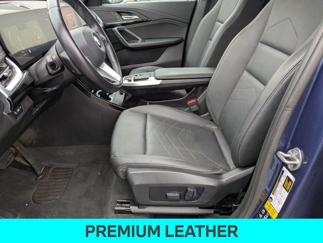 Vehicle image 15 of 36