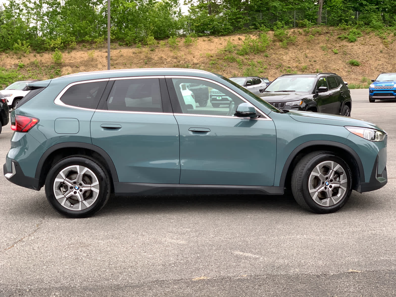 Vehicle image 5 of 36