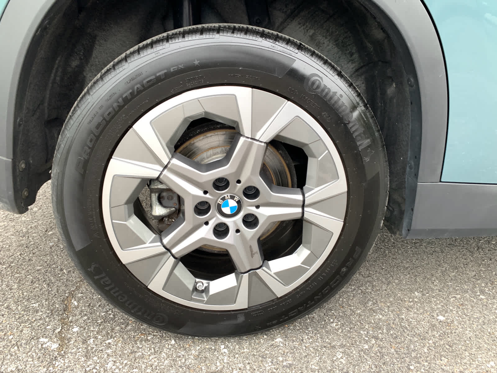Vehicle image 10 of 36
