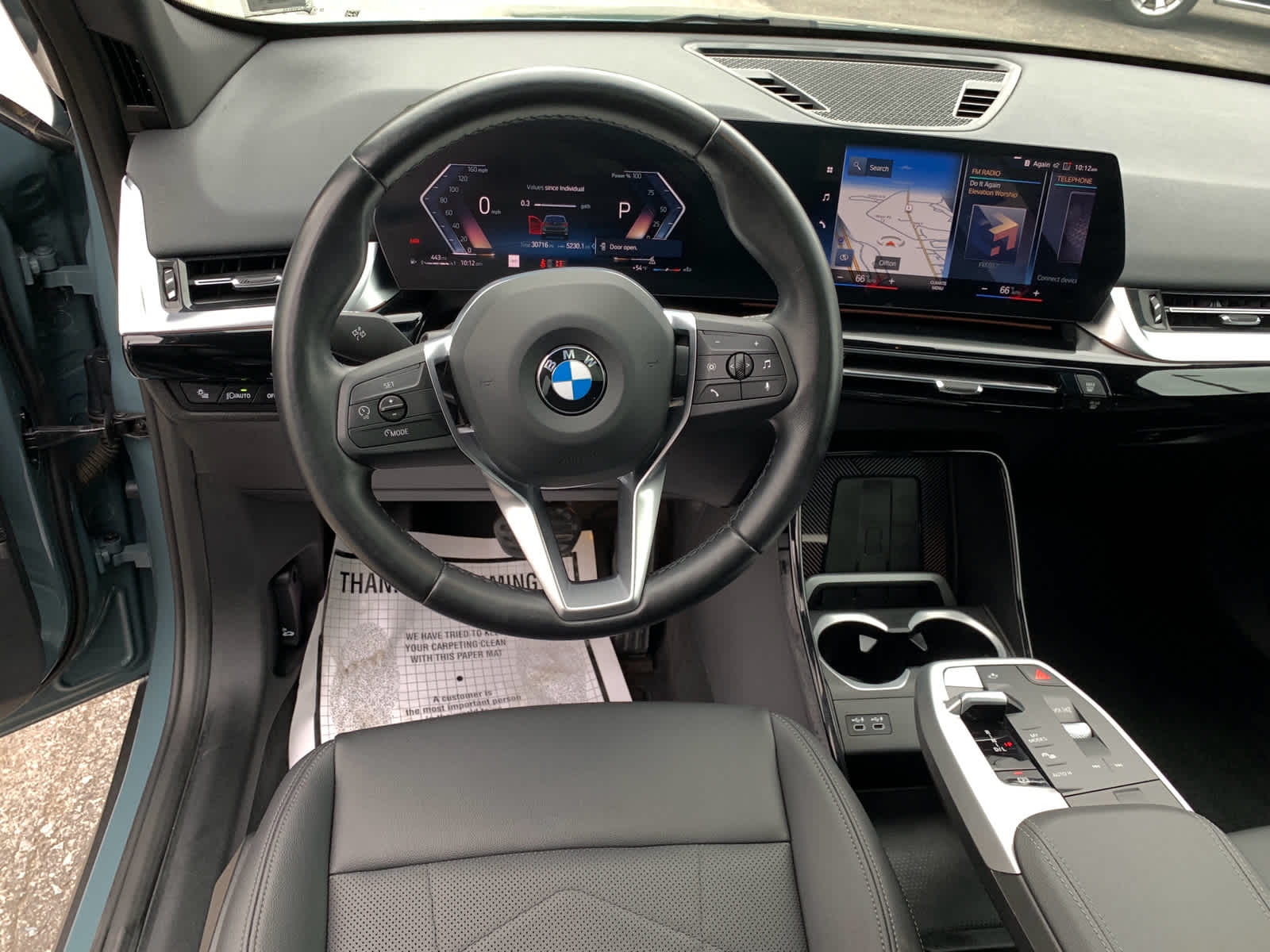 Vehicle image 17 of 36