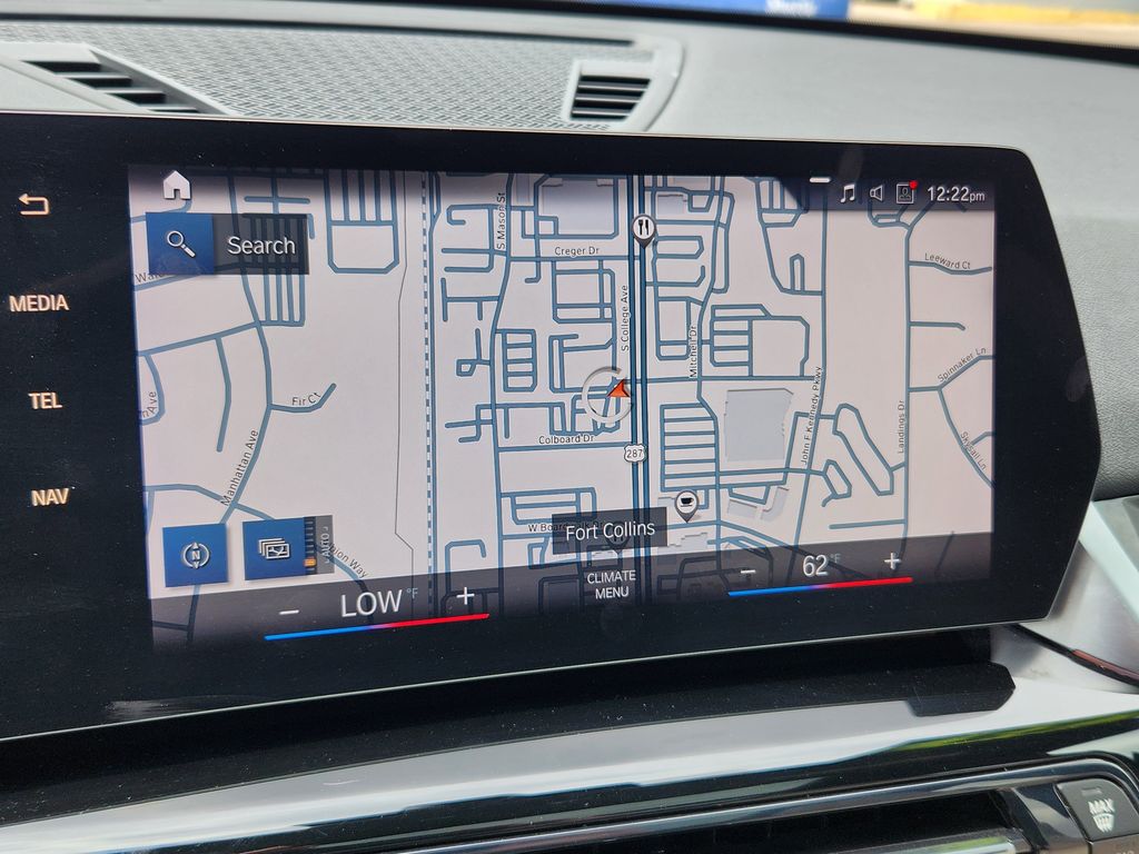 Vehicle image 27 of 34