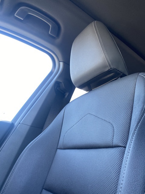 Vehicle image 26 of 33
