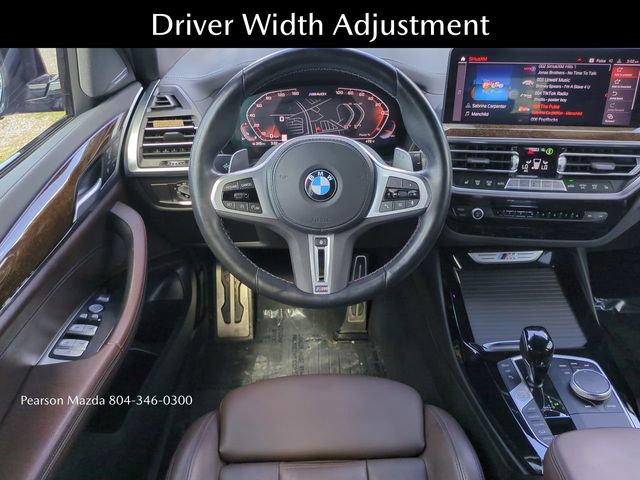 2023 BMW X3 M40i Image 15 of 32