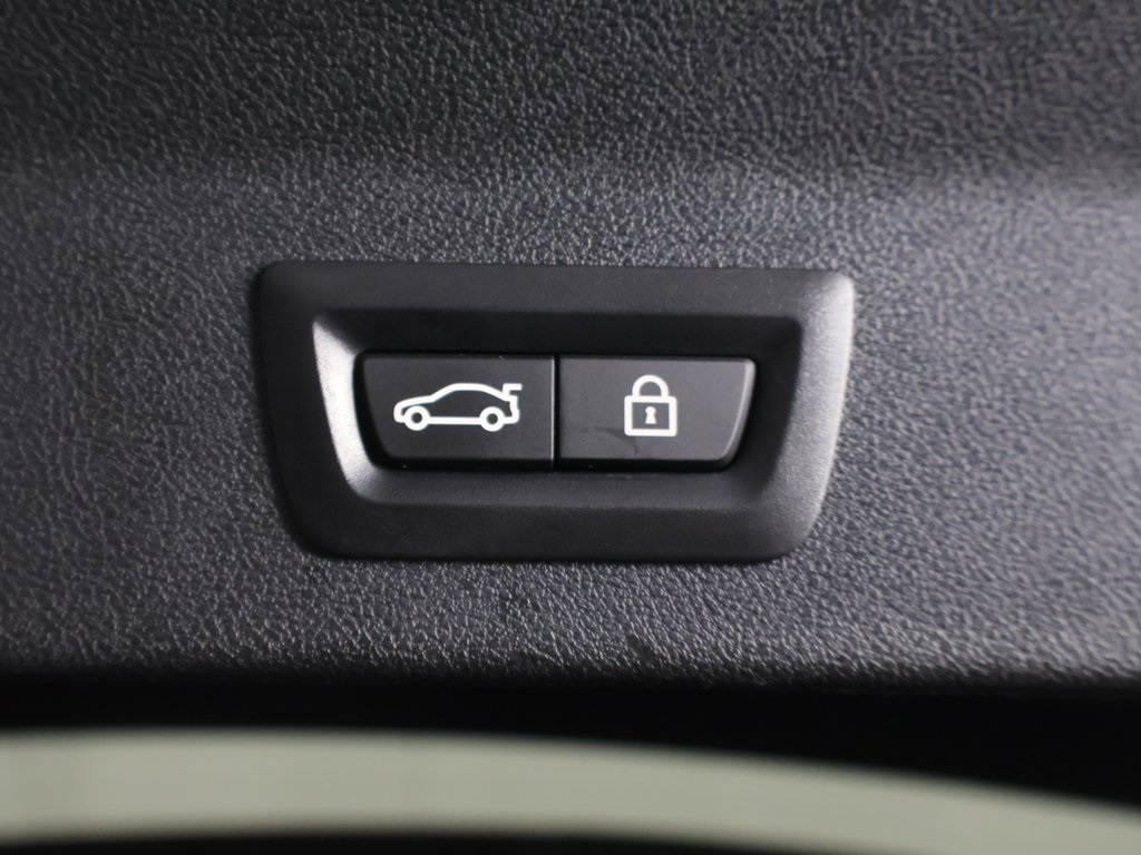 2023 BMW X3 M40i Image 56 of 60