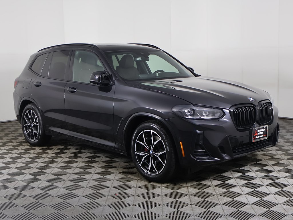 2023 BMW X3 M40i Image 3 of 60