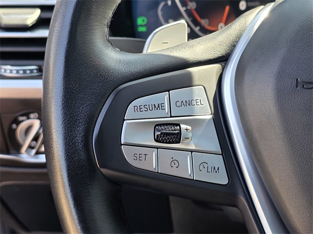 Vehicle image 29 of 46