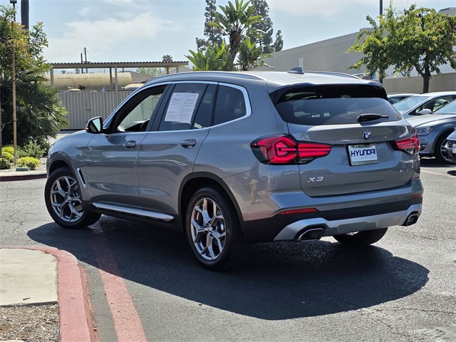Vehicle image 6 of 46