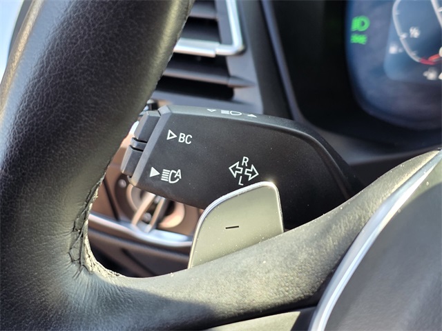 Vehicle image 43 of 46