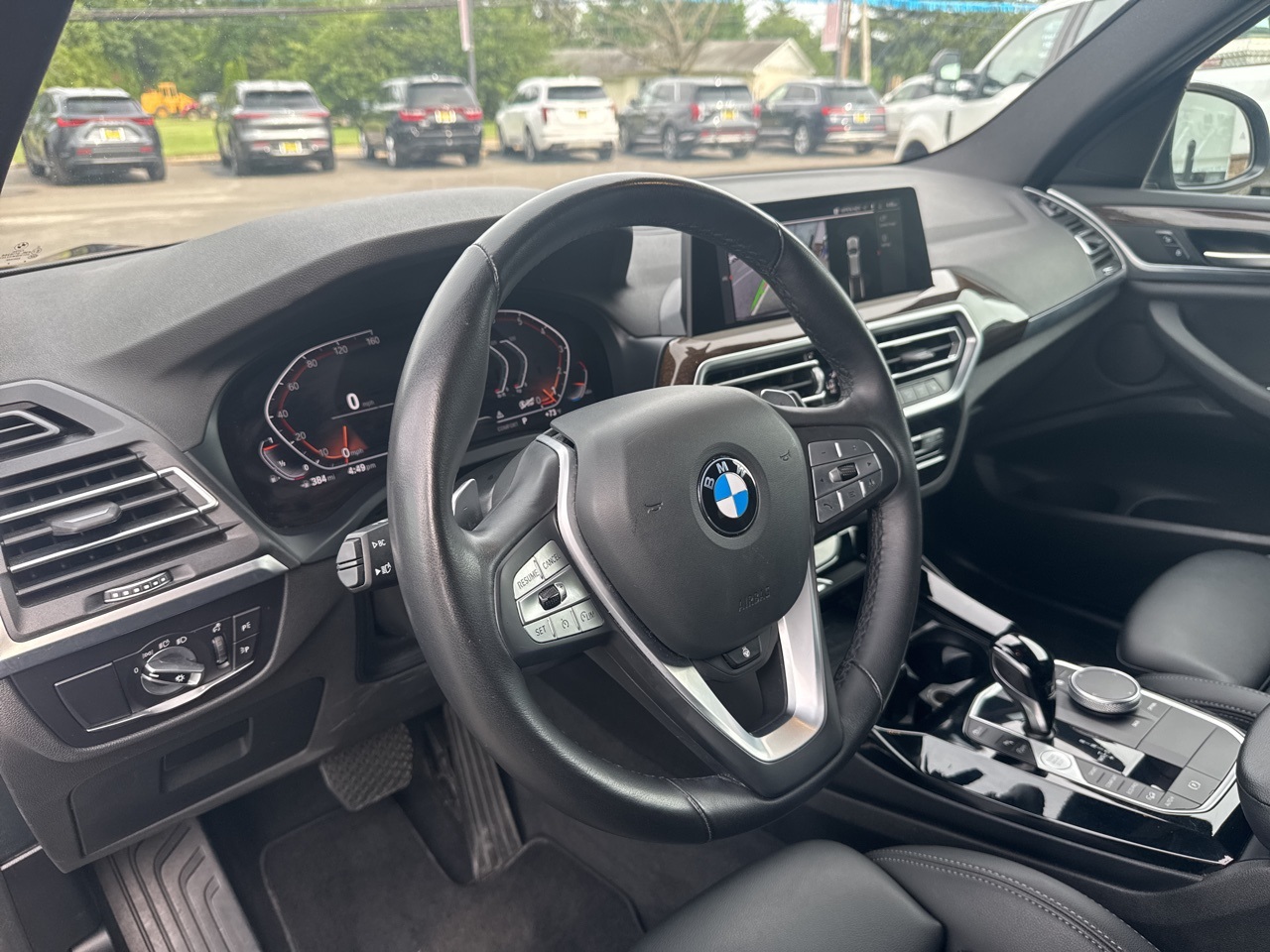 Vehicle image 7 of 18