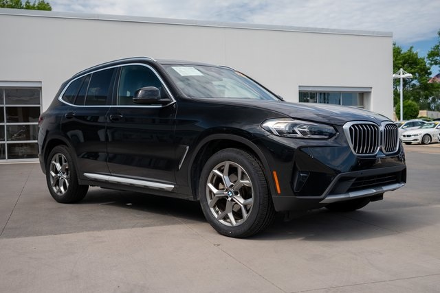 Vehicle image 3 of 36