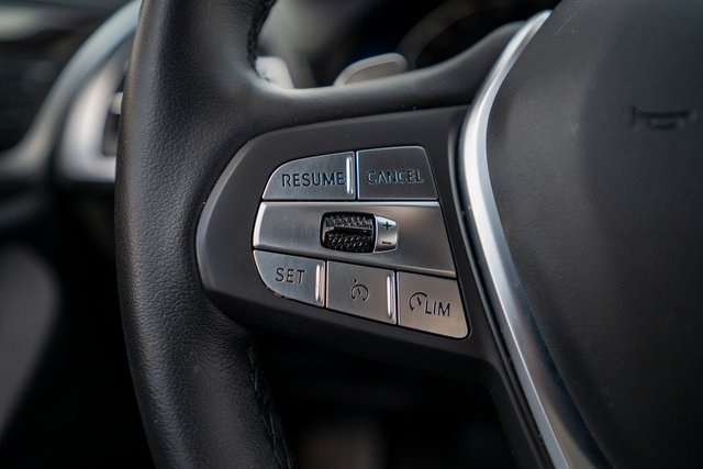 Vehicle image 26 of 36