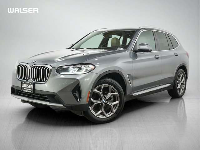 2023 BMW X3 xDrive30i Image 2 of 32
