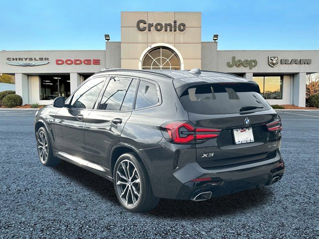Vehicle image 7 of 40