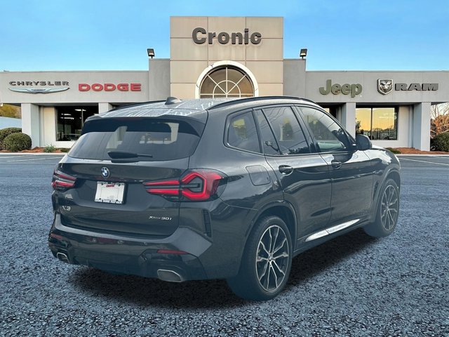 Vehicle image 5 of 40