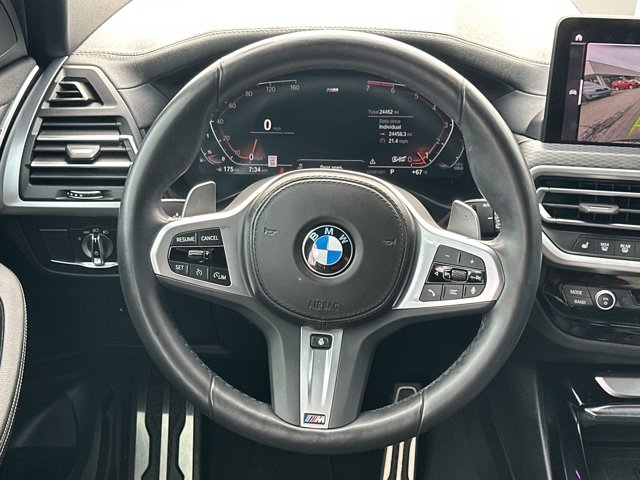 Vehicle image 25 of 40