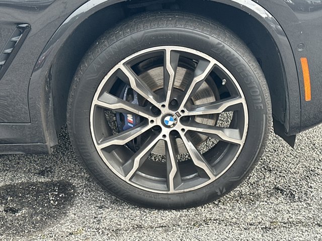 Vehicle image 13 of 40