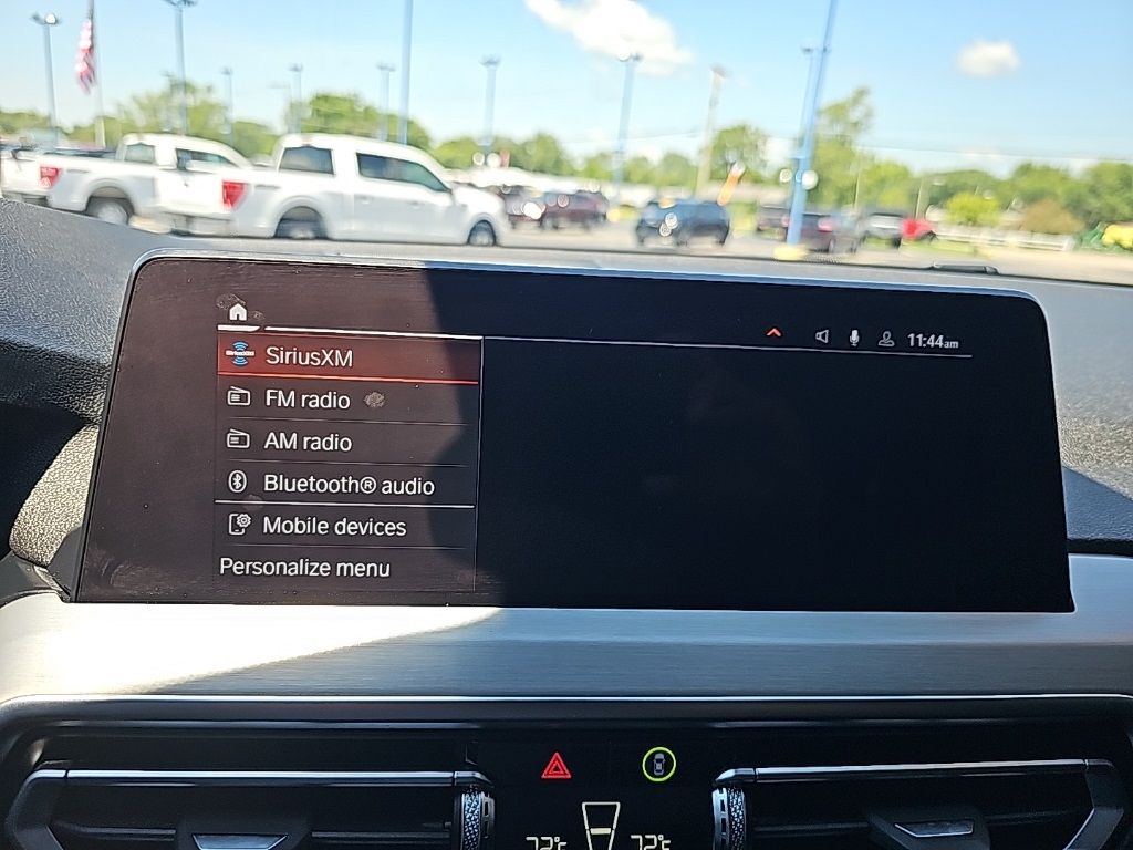 Vehicle image 18 of 31