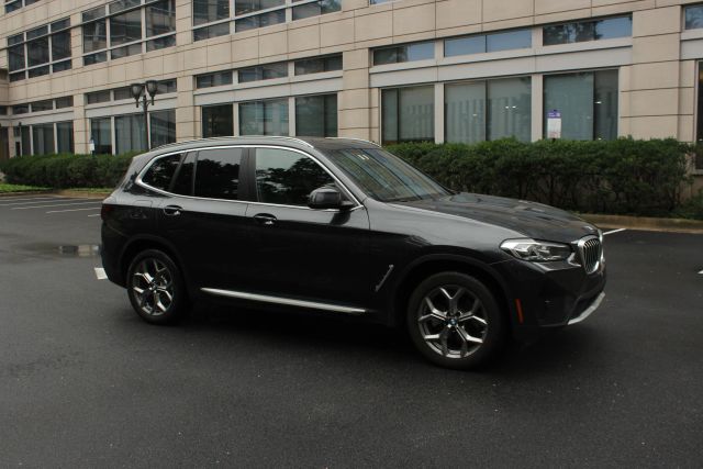 2023 BMW X3 xDrive30i Image 3 of 35