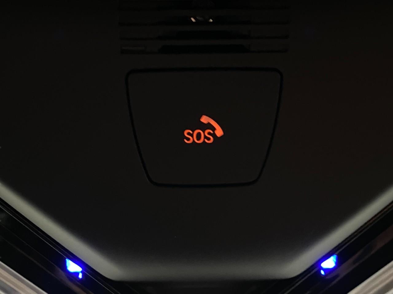 Vehicle image 26 of 32