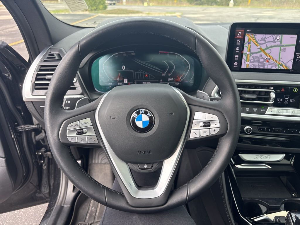 Vehicle image 16 of 20