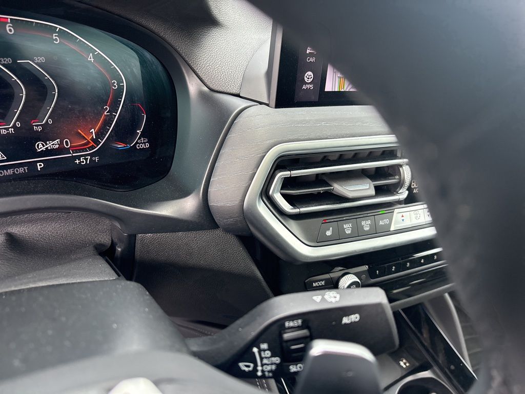 Vehicle image 12 of 20