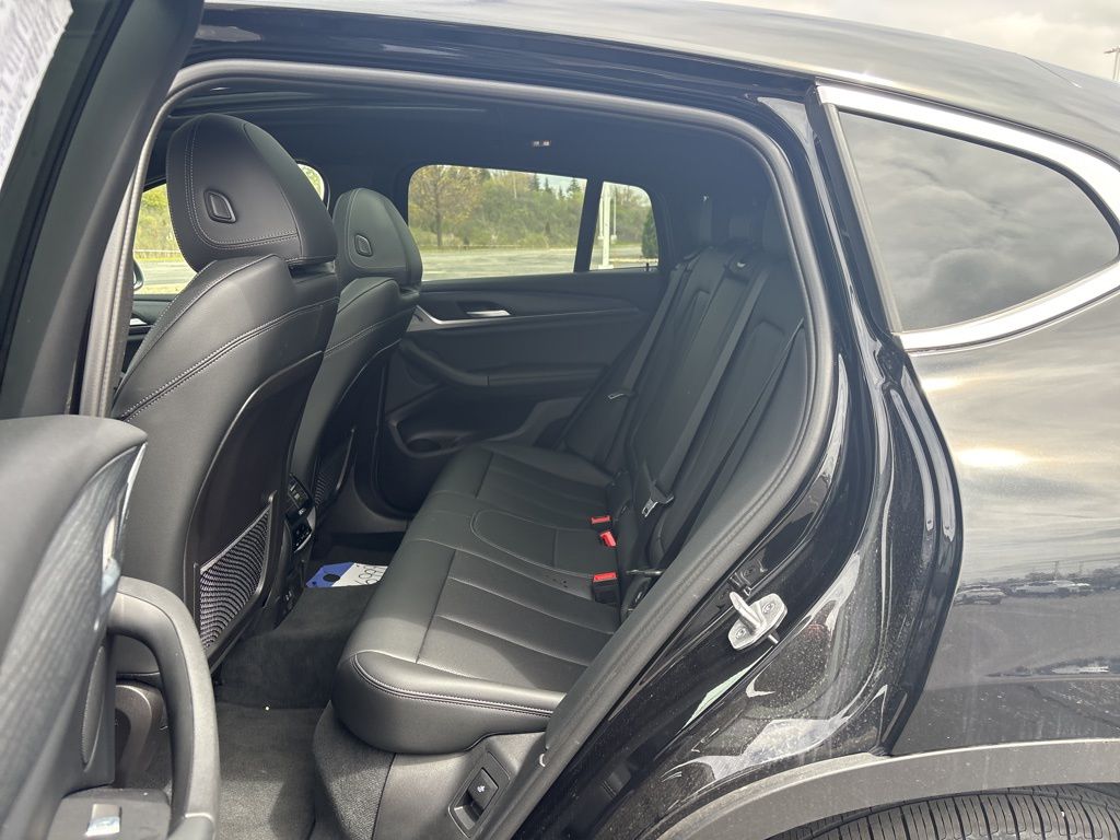 Vehicle image 20 of 20