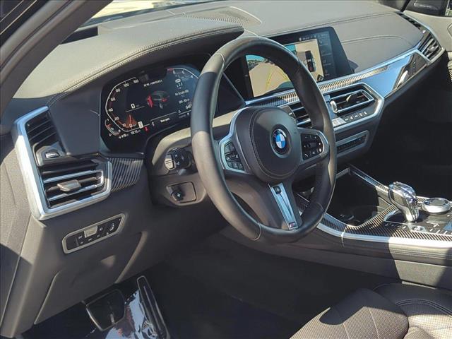 Vehicle image 16 of 26