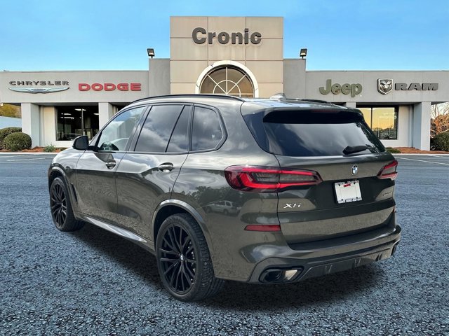 Vehicle image 7 of 35