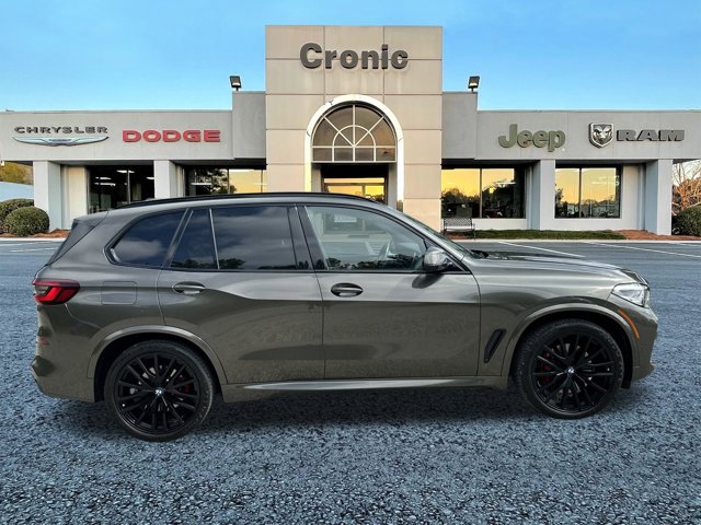 Vehicle image 4 of 35