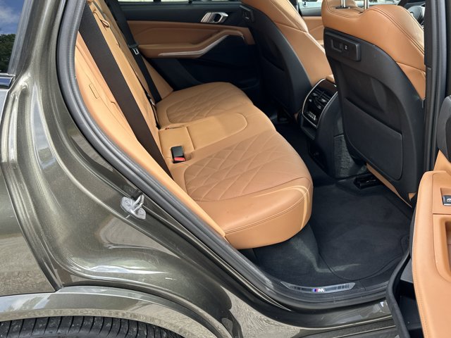 Vehicle image 16 of 35