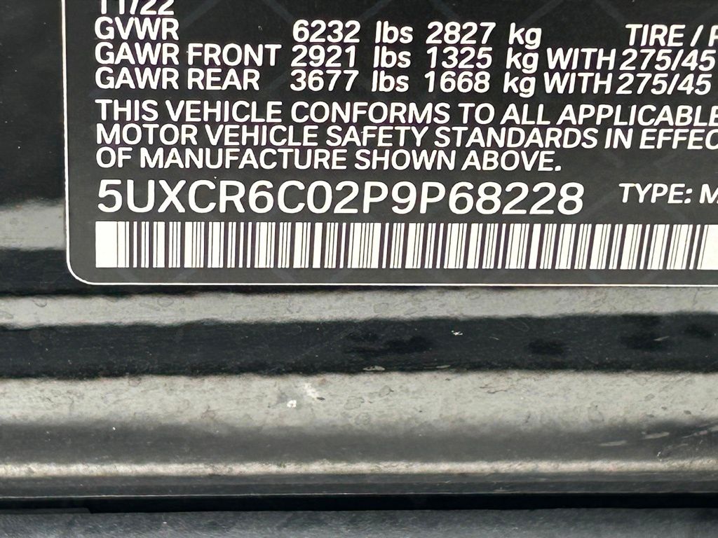 Vehicle image 52 of 60