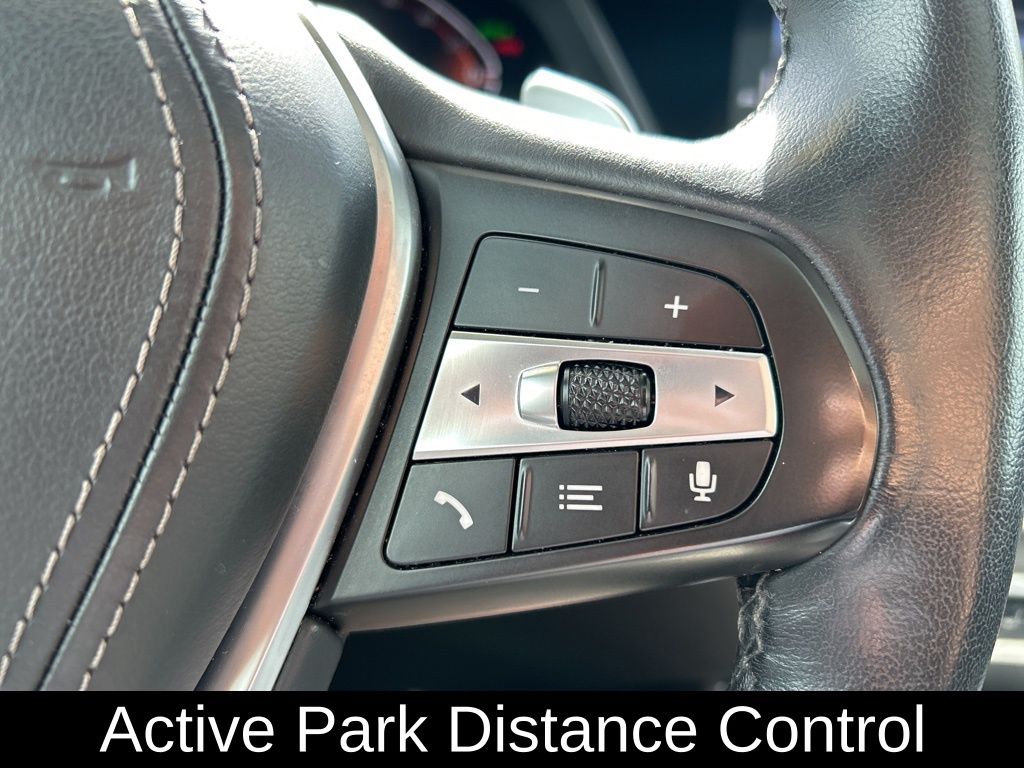 Vehicle image 21 of 60