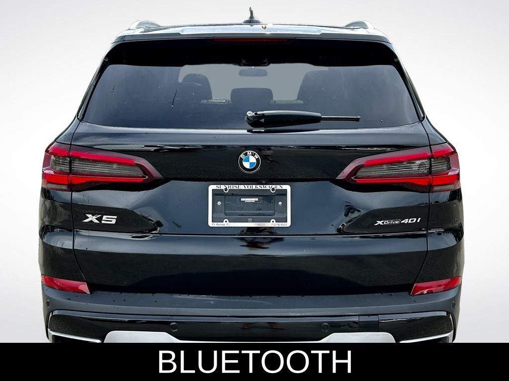 Vehicle image 6 of 60