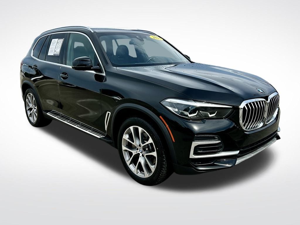Vehicle image 3 of 60