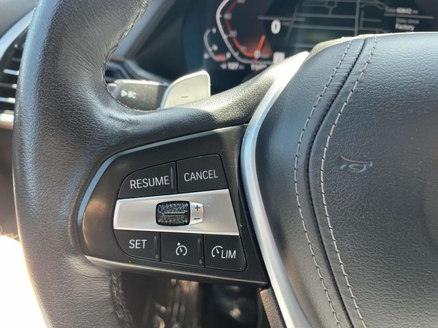 Vehicle image 34 of 37