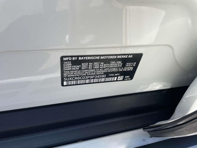 Vehicle image 23 of 37