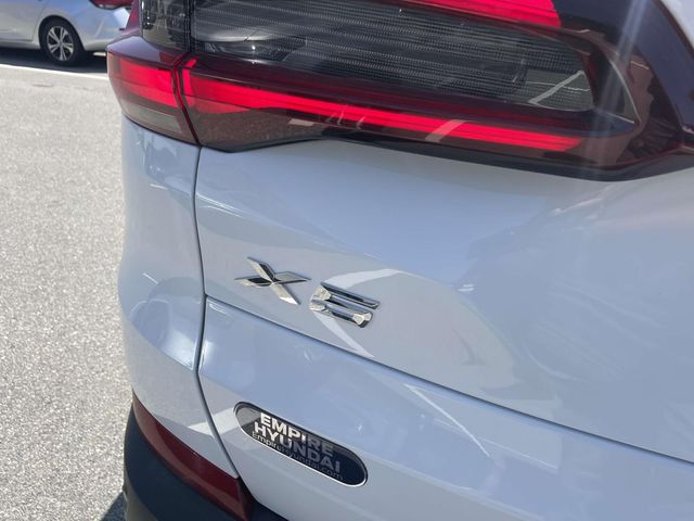 Vehicle image 9 of 37