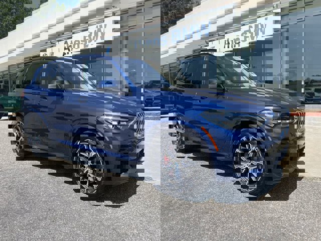 Vehicle image 5 of 40